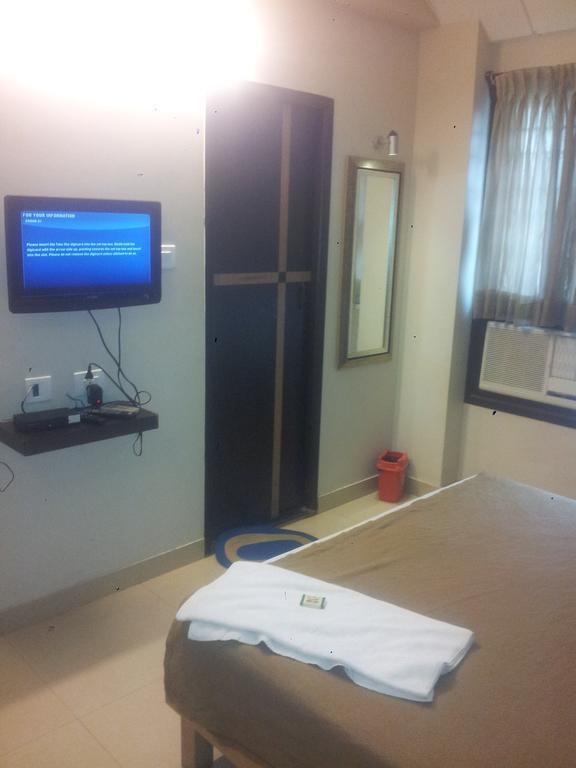 Hotel Srm Grands Madrás Habitación foto